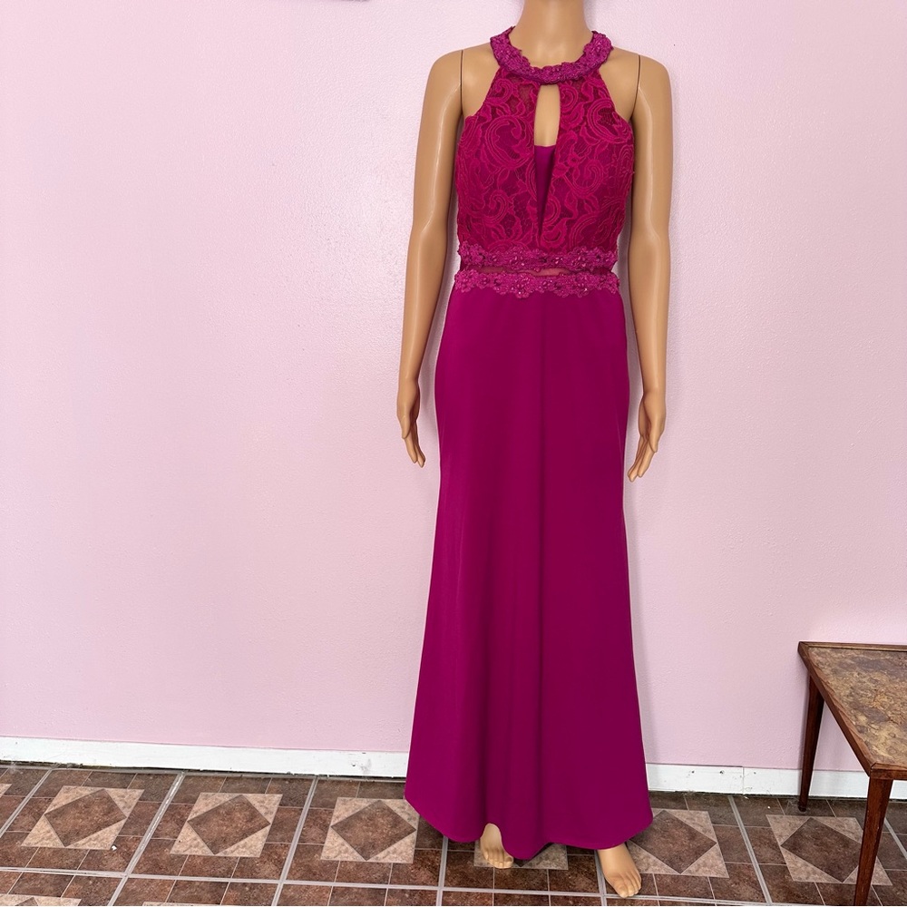 NWT May Queen long formal size 10 dress, magenta
